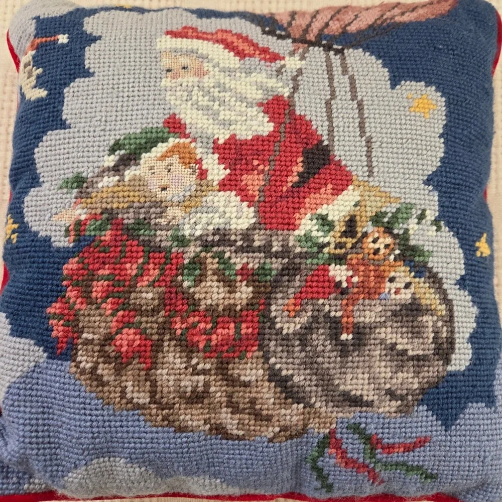 Imperial Elegance Needlepoint Santa Claus Sleigh Christmas‎ Decorative Pillow